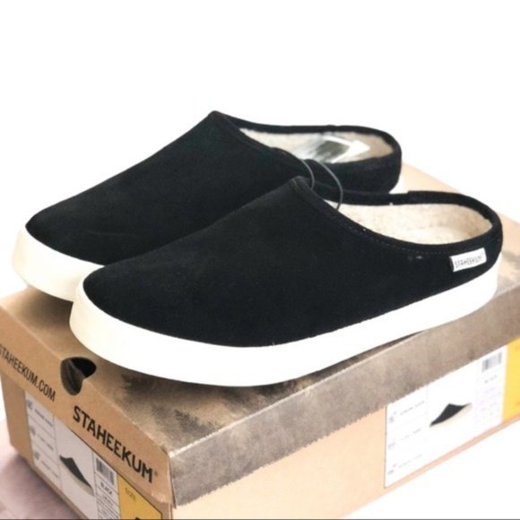 staheekum slip on mule